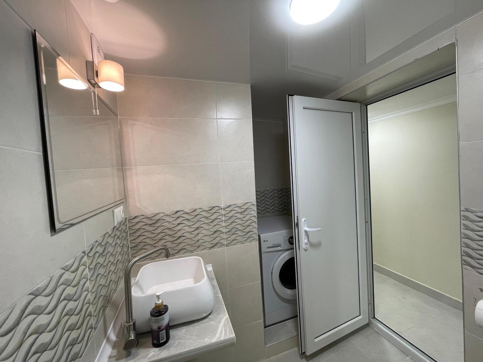 White Stones Apartment Kutaisi Exterior foto
